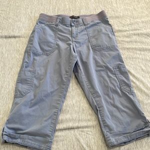 Blue khaki Capri pants